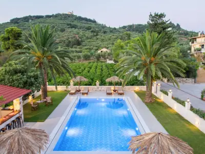 PARASCHIS ZISIMOS CO LP - Villa Zissis