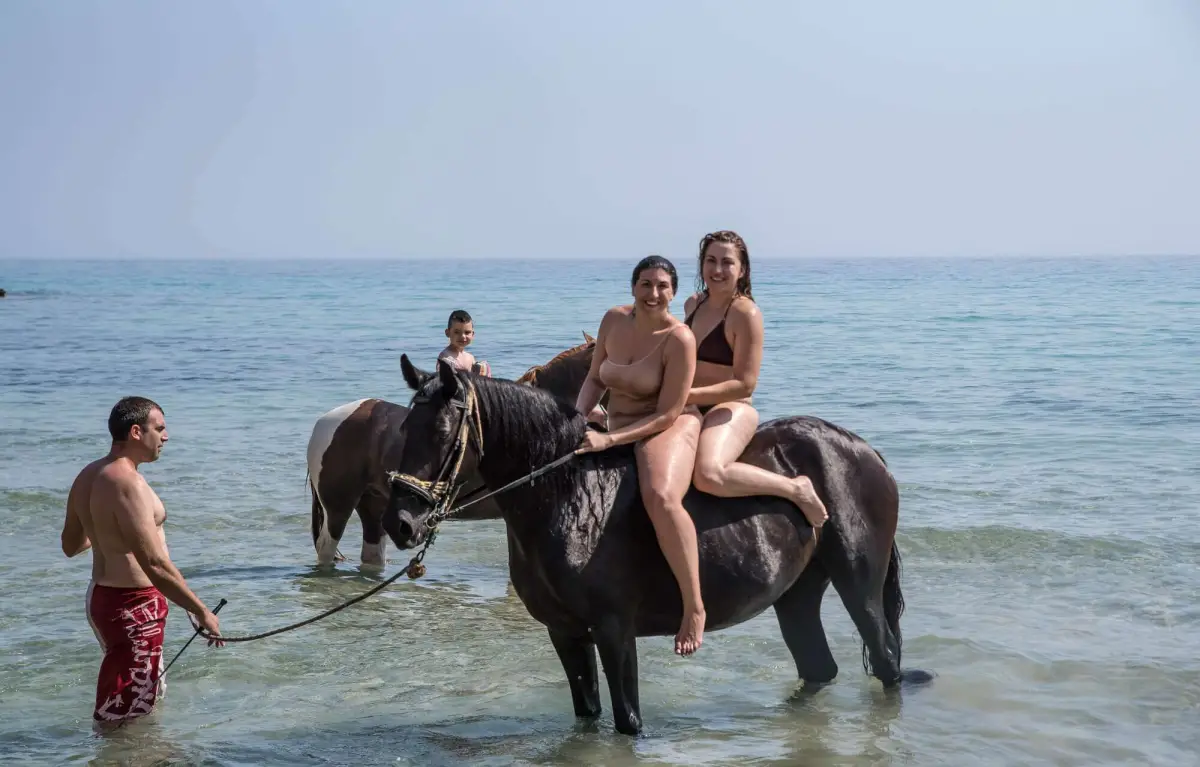 Horse Riding & Swimming – Three-Hour Ride