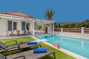 Astarte Luxurious Private Villas - Villa Siesta with Private Pool