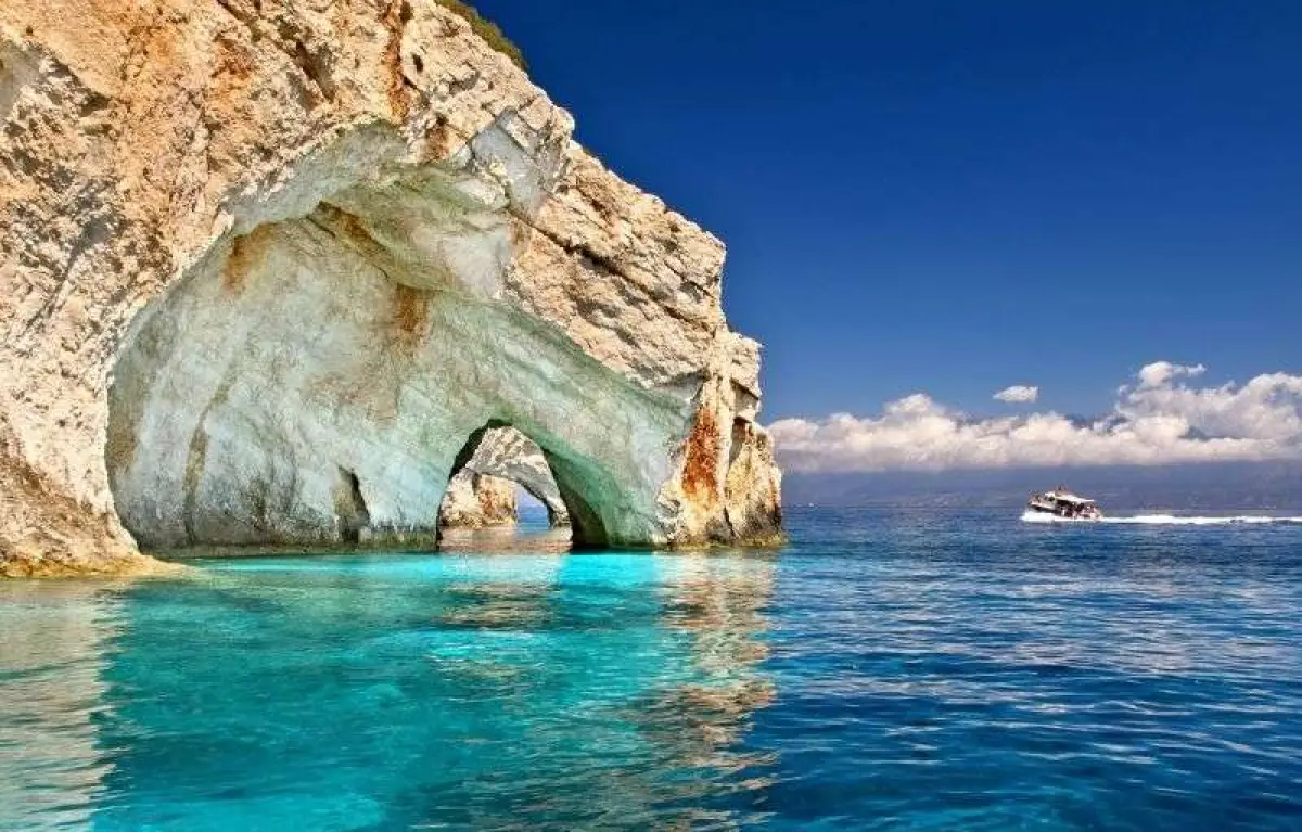 7 Hours Cruise around Zakynthos island