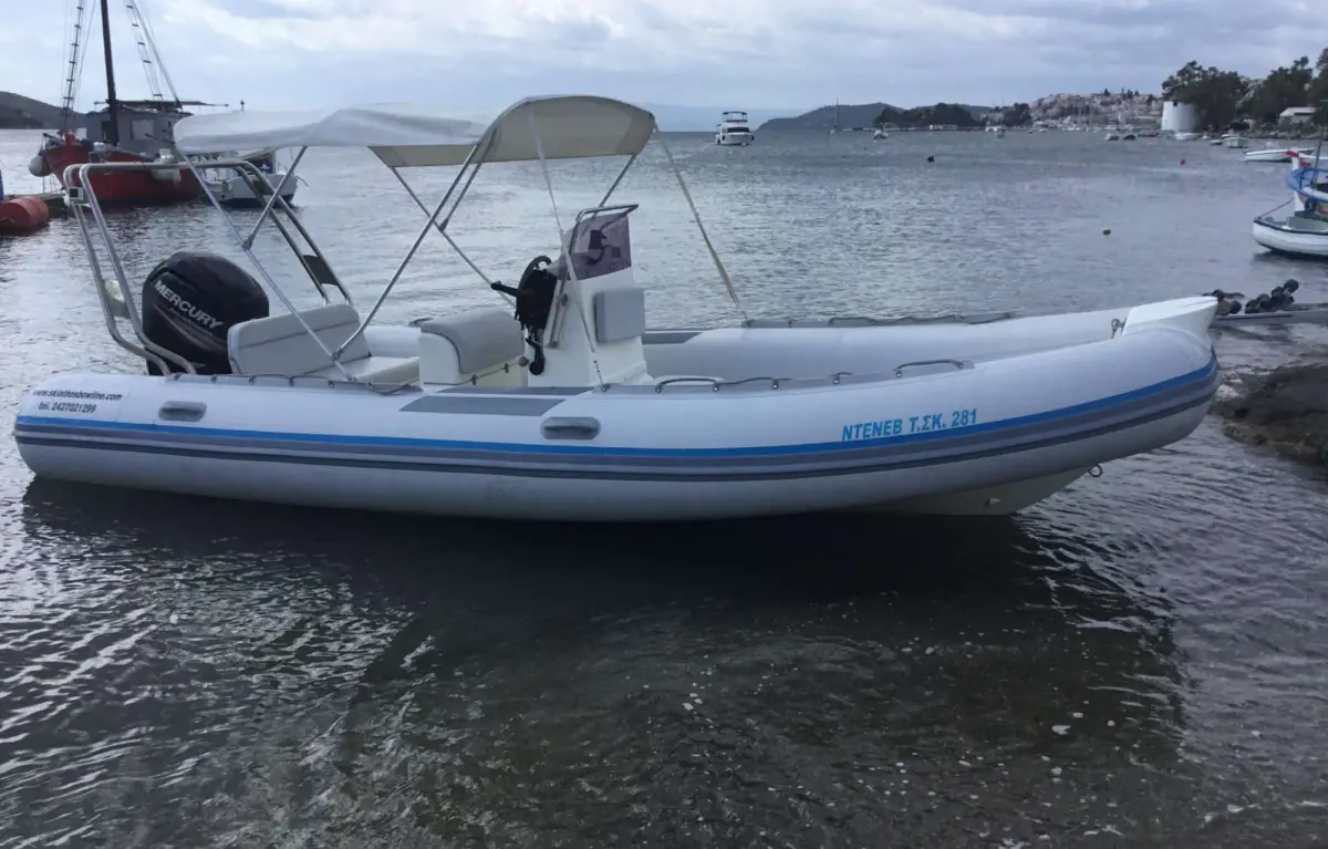 DENEV Boat Rental