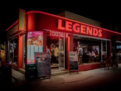 Tuesdays – CHEER Live Show 22:00 at Legends Bar Zakynthos 
