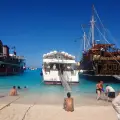 4 Hours Cruise to Shipwreck and Blue Caves