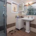 Vossos Cottage House