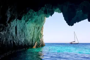 3 Hour North Zakynthos Cruise - Shipwreck - Blue Caves