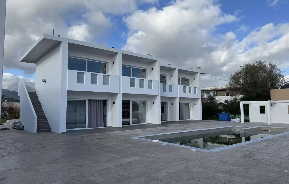 Sinati Luxury Studios