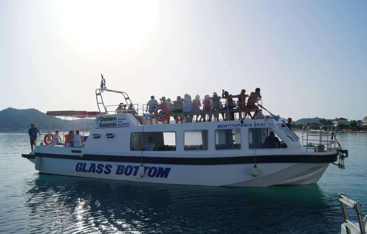 Three and a Half Hours North Premium Zakynthos Boat Tour