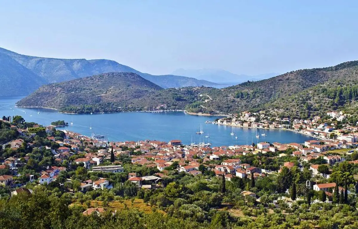 10 Hours Cruise to Kefalonia & Ithaca