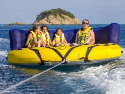 Welcome To Zante - Crazy Sofa