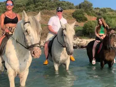 Horse Riding by the Sea (duration 45 minutes)