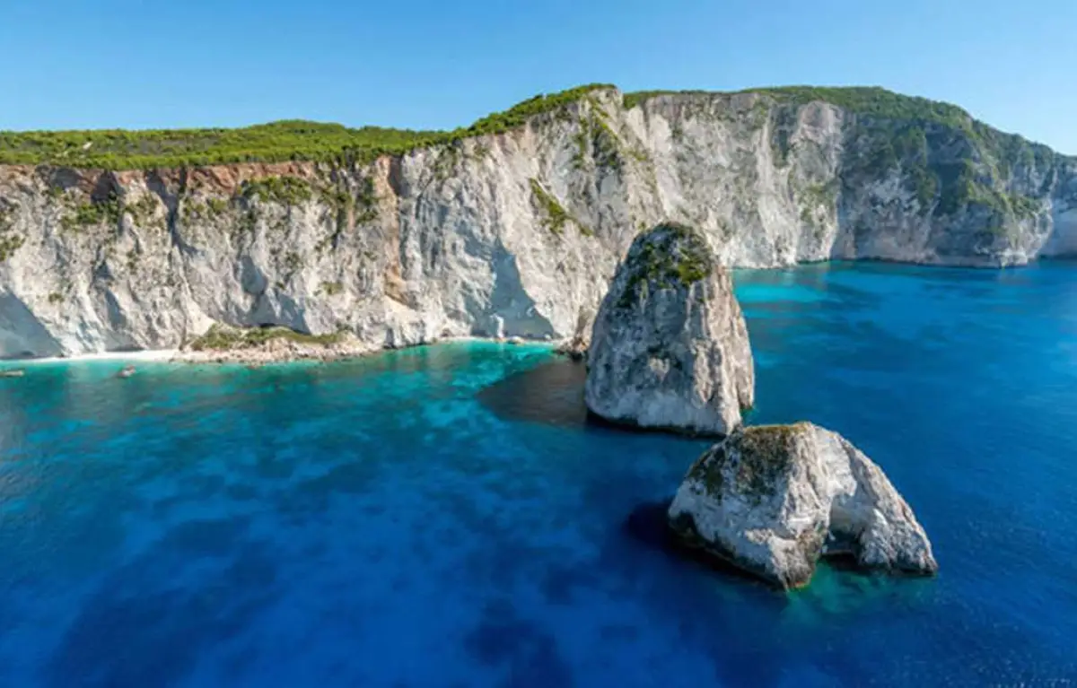 Turtle Spotting, Turtle Island, Keri Caves & Myzithres