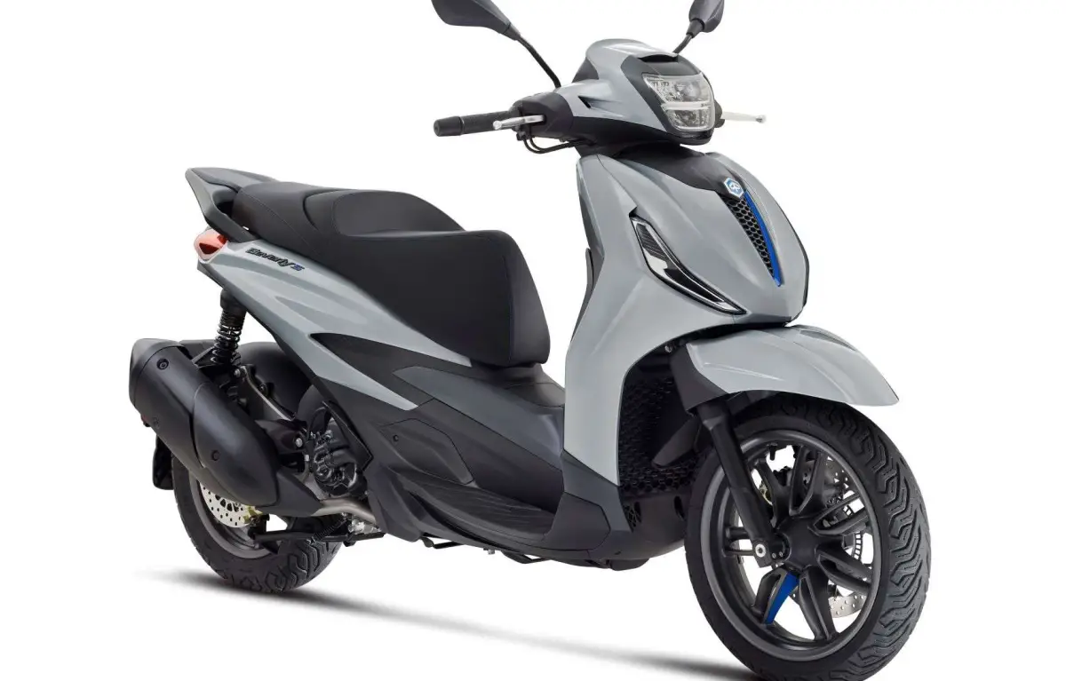 Piaggio Beverly 300/310cc S HPE or similar