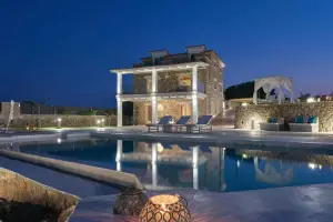 Astarte Luxurious Private Villas - Arismari Villa