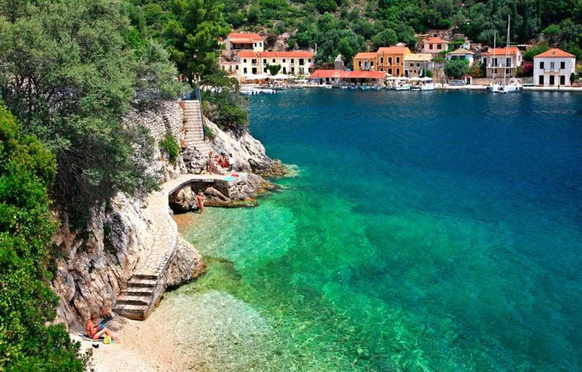 10 Hours Cruise to Kefalonia & Ithaca