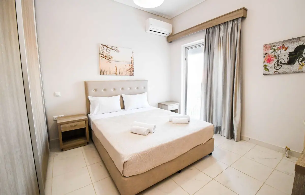 Elena's Apartments