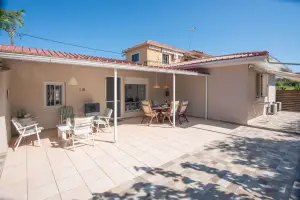 Vossos Cottage House - Vossos Cottage House