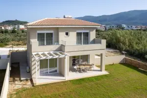 Sanctuary Villas - Holy Grail Luxury Villa