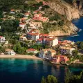 Shipwreck and Blues Caves Cruise