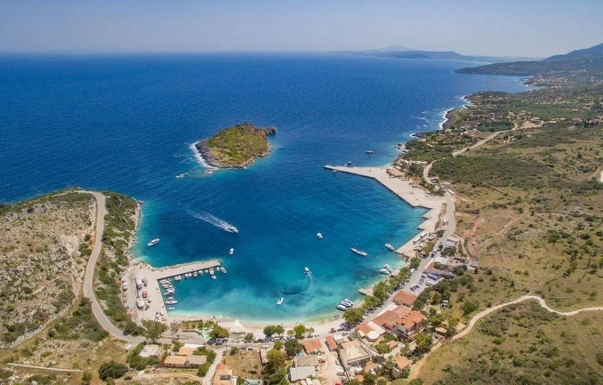 4 Hours Speedboat Rental to Blue Caves