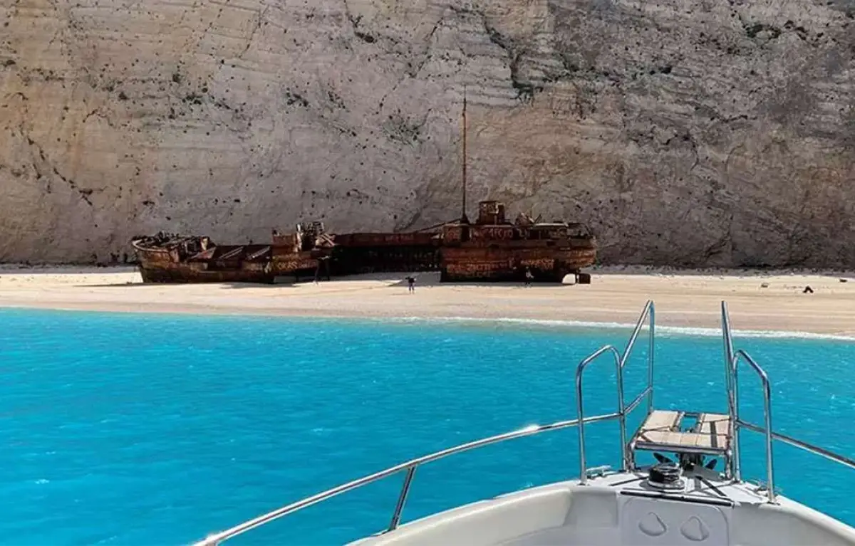 Tour di 8 ore in minivan con visita alla Spiaggia del Relitto