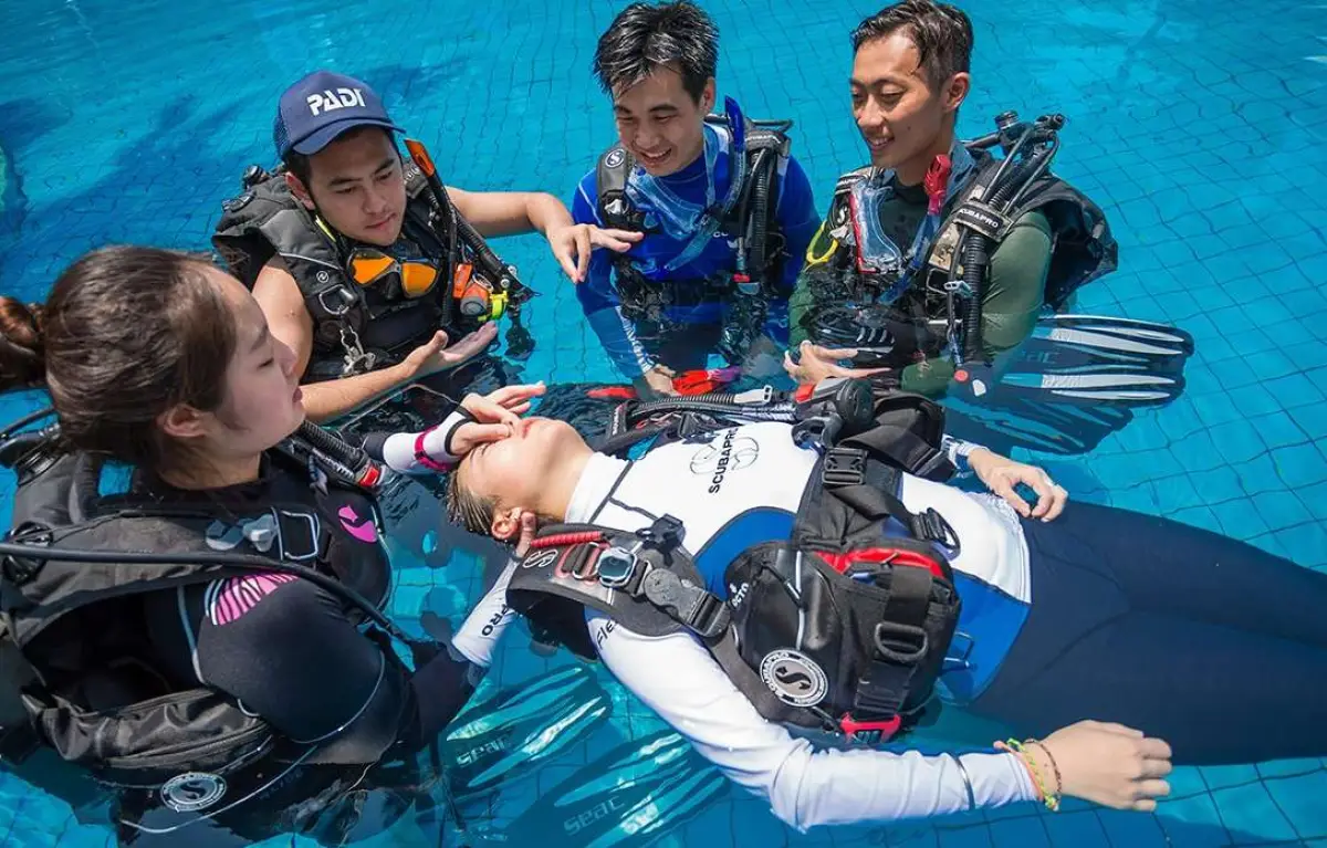 PADI Rescue Diver course