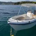 TZEMA 5 Boat Rental