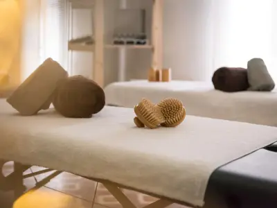 45΄ Body Massage - Dry brushing