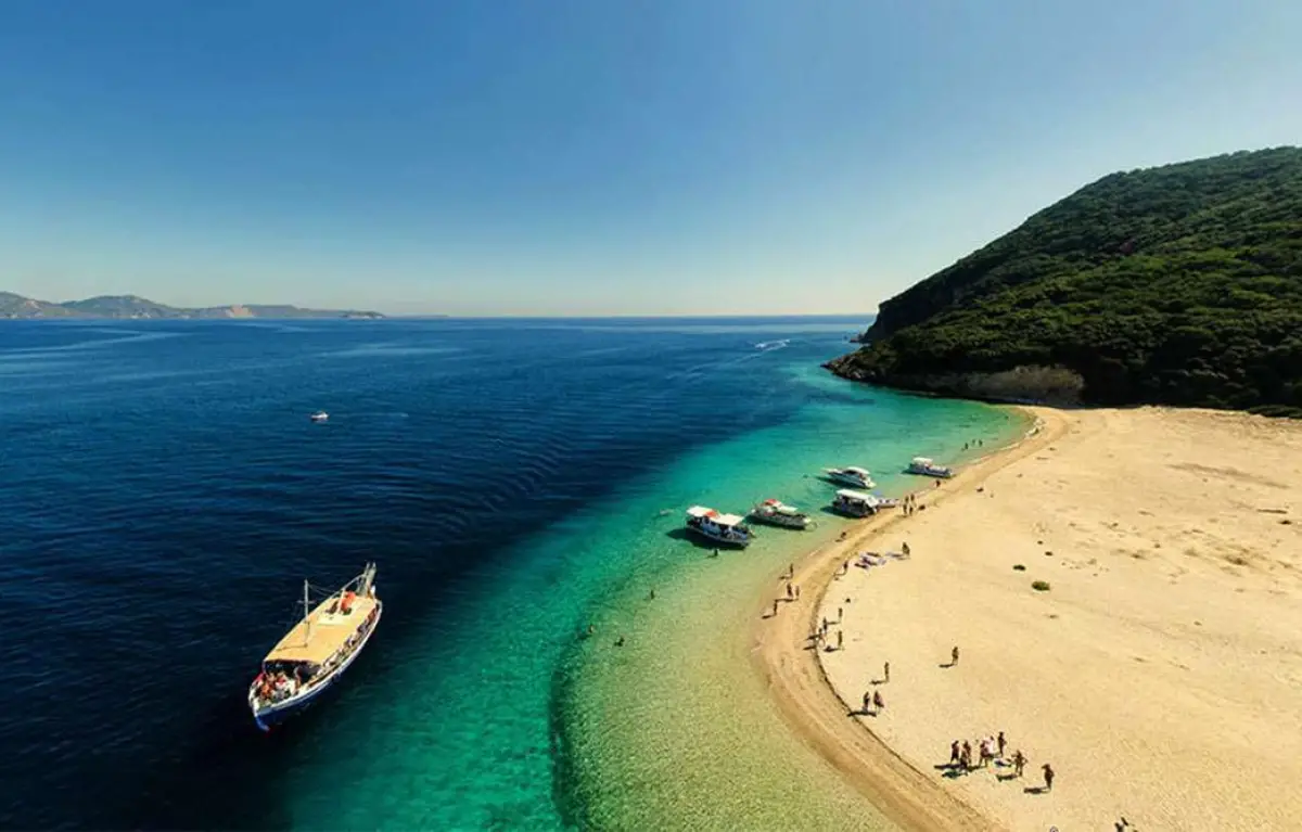 Turtle Spotting, Turtle Island, Keri Caves & Myzithres