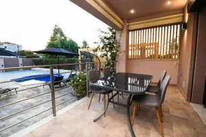 Nektarios & Eftychia Suites - Nektarios Suite