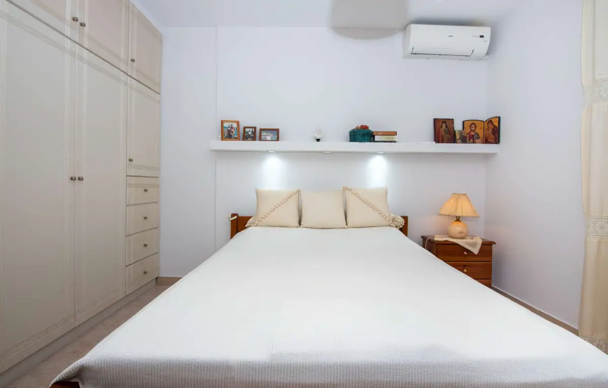 Vossos Cottage House