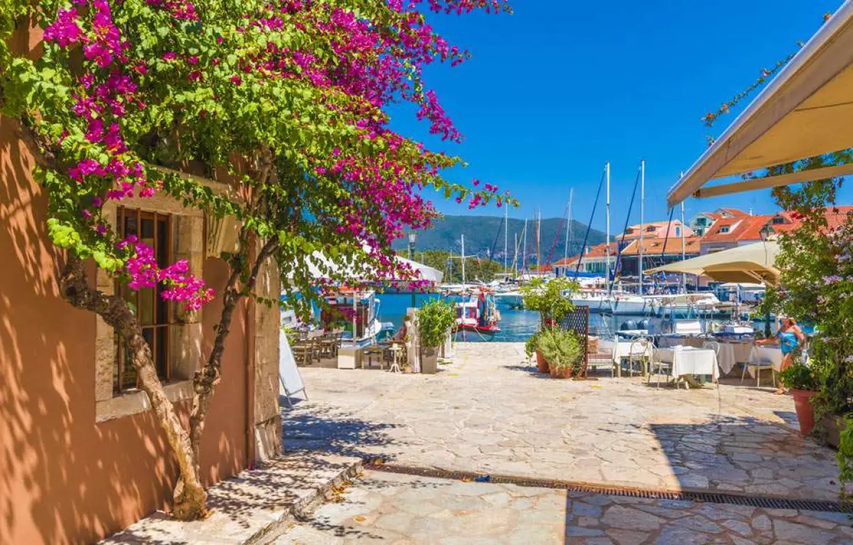 10 Hours Cruise to Kefalonia & Ithaca