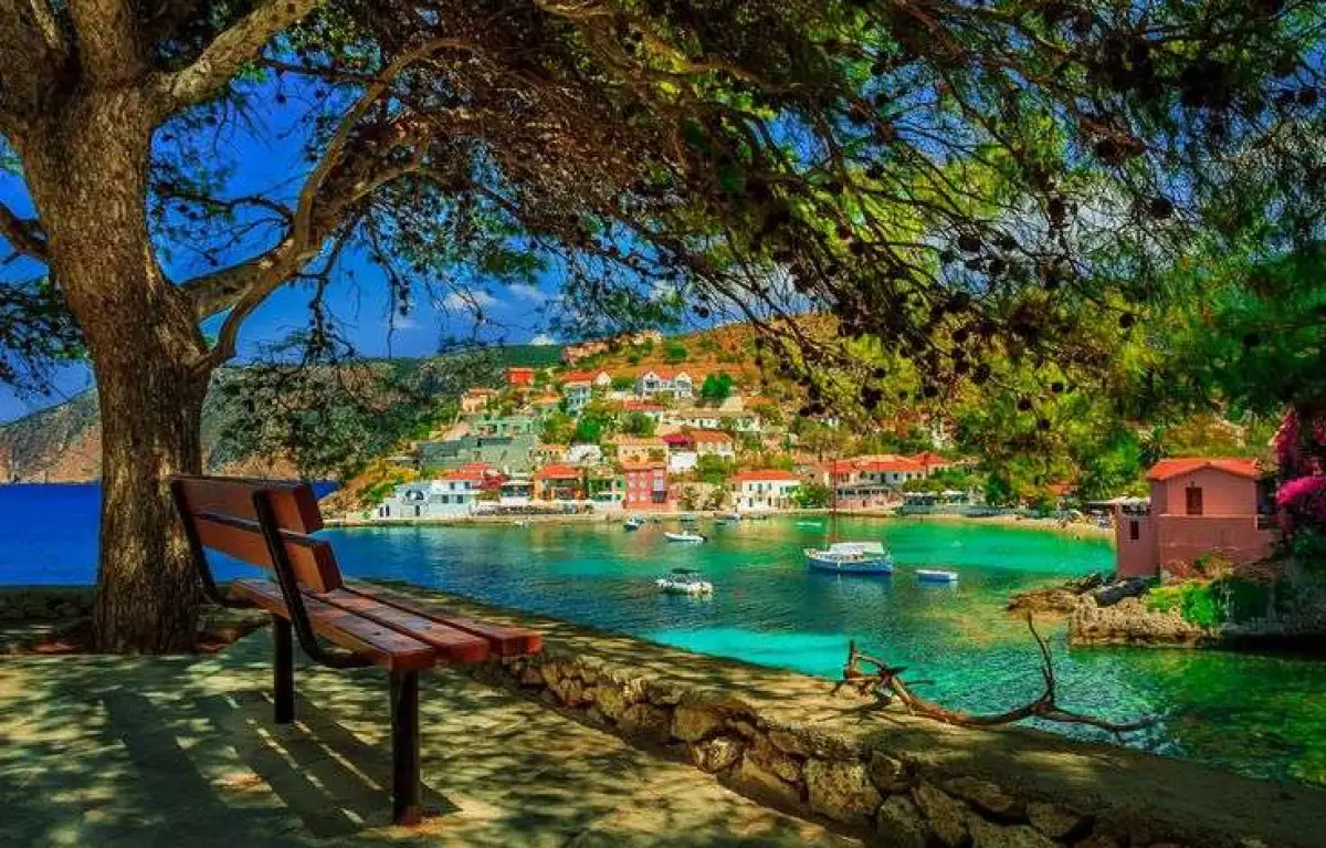 Day Cruise to Explore Kefalonia