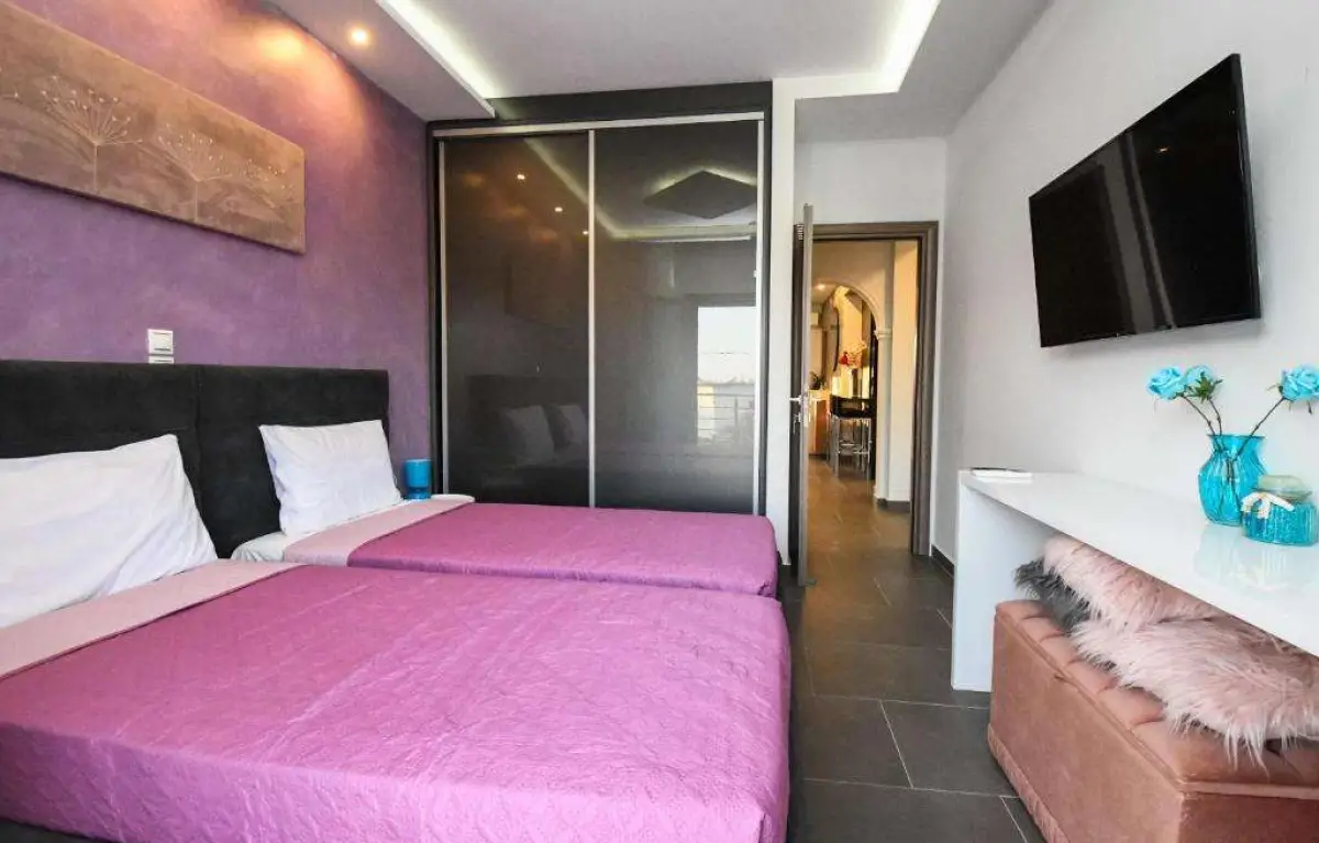 Eftychia Suite