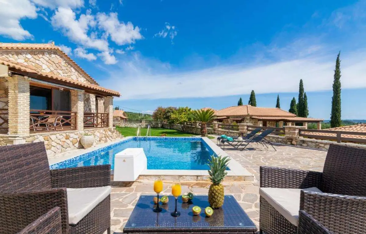 Villa La Isla with Private Pool