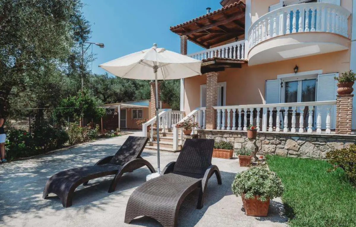 Villa Rosa 3 Bedroom with Sea View