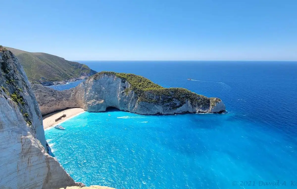 4 Hours Cruise to Navagio Beach (Shipwreck)