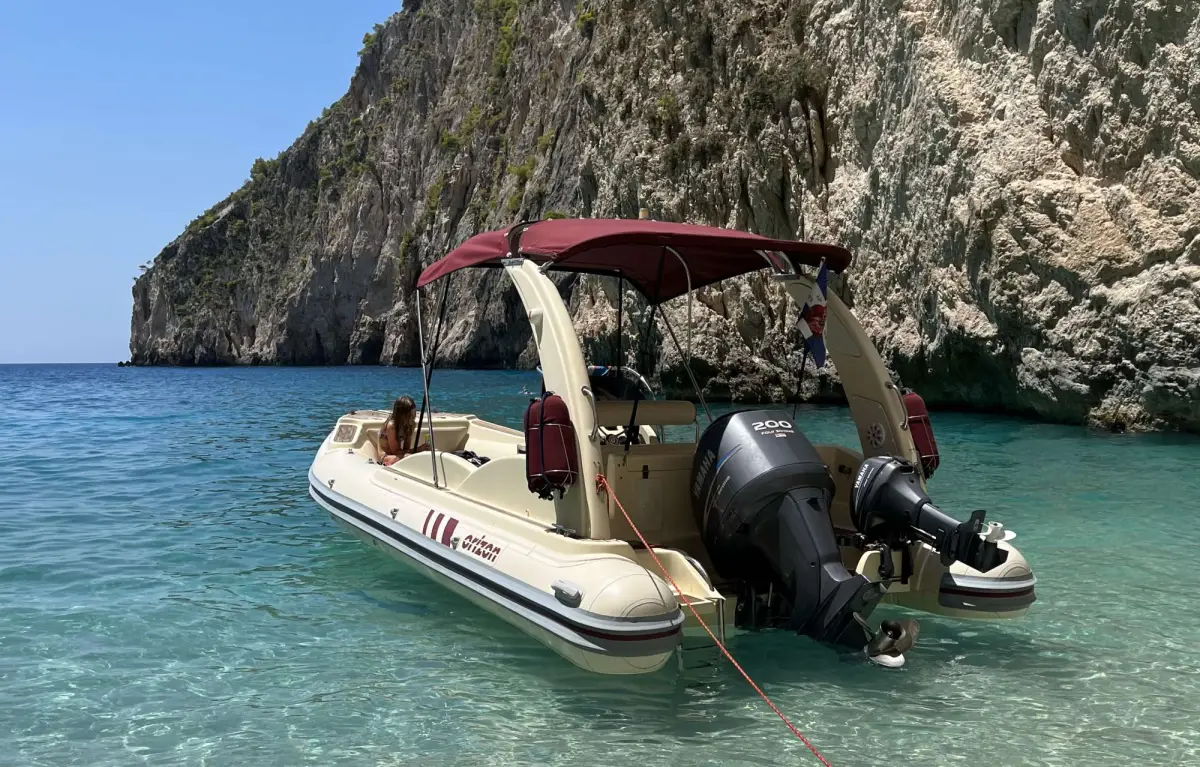 3 Hours Cruise to Keri Caves & Myzithres