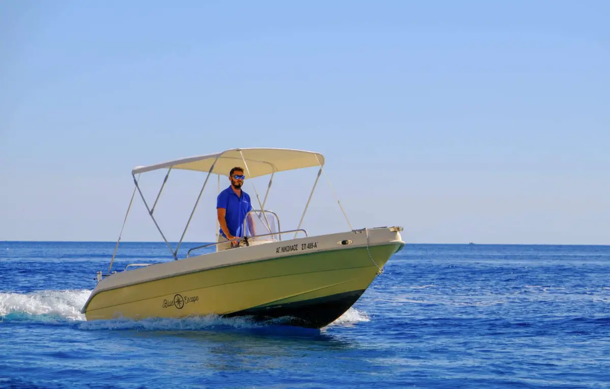8 Hours Motor Boat Rental