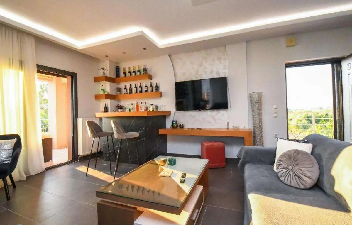 Eftychia Suite