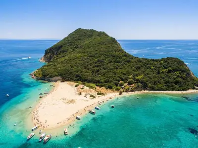 Turtle Spotting, Turtle Island, Keri Caves & Myzithres