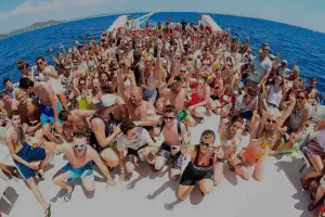 Welcome To Zante - AperiBoat Party on Thursdays