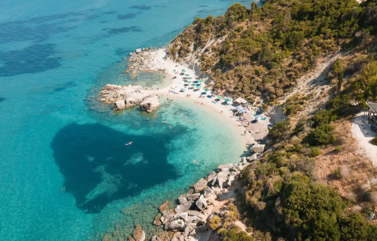 7 Hours Trip to Shipwreck/Blue Caves/White Beach (from Zakynthos Town)