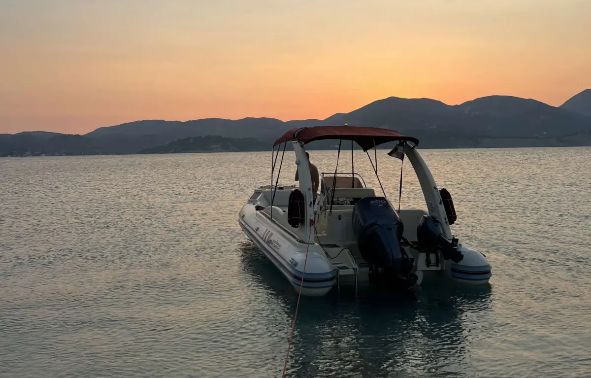 4 Hours Sunset Cruise - Keri Caves & Myzithres