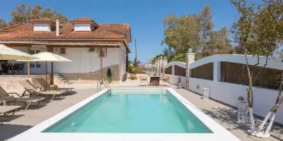 Ilenia's 3 Bedroom House with Private Pool